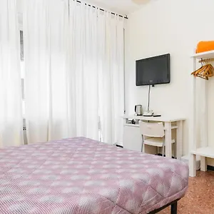 https://lia-rooms-3.hotelitalianriviera.com